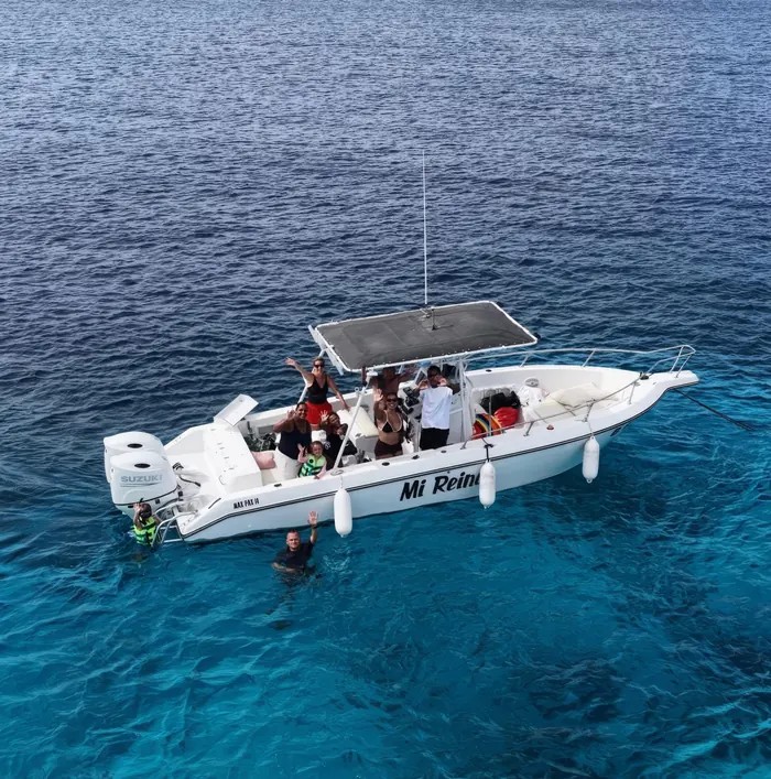 Deluxe Charter
