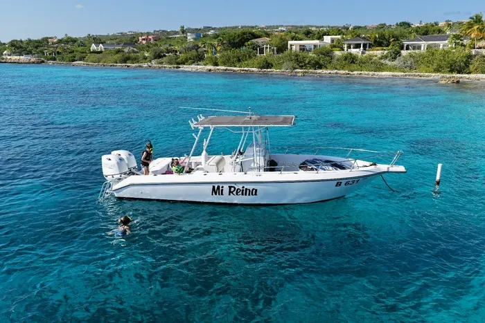 Deluxe Charter